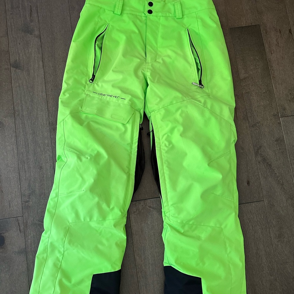 Size Small Obermeyer Men’s ski/snowboard pants